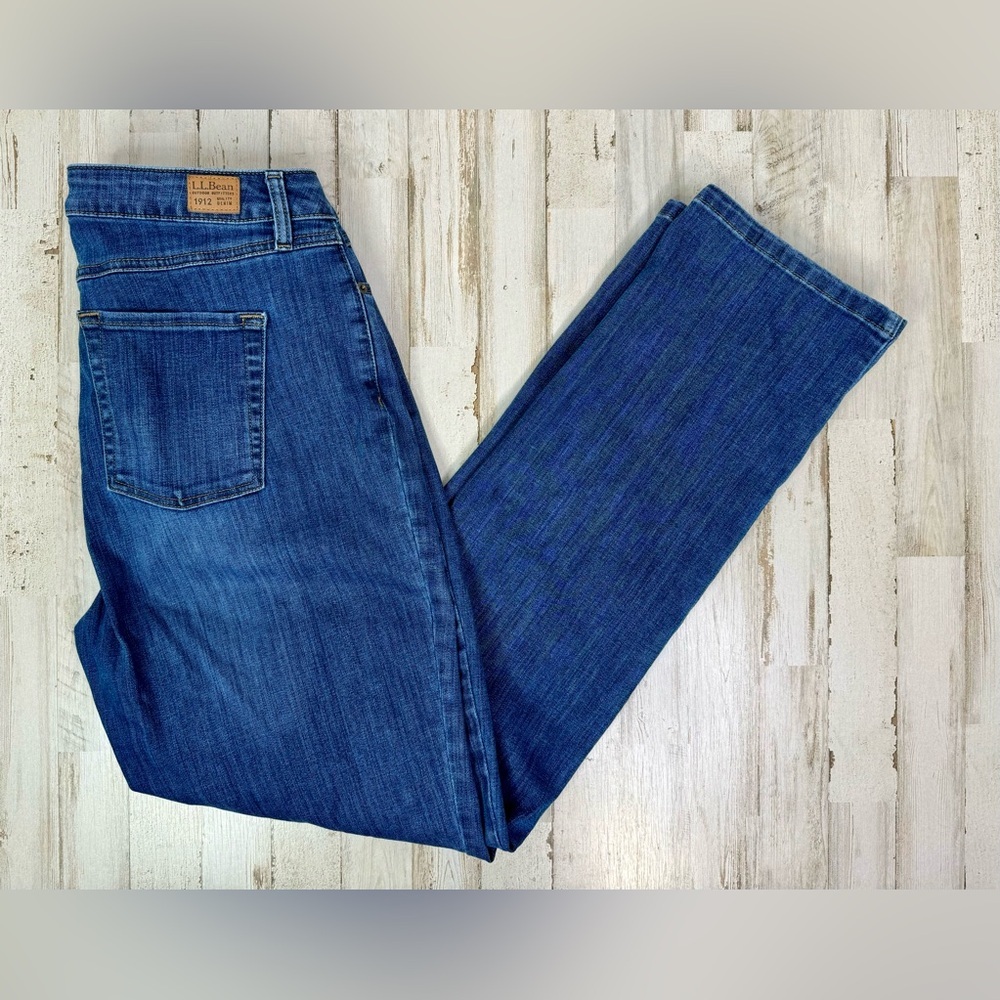 L.L. Bean BeanFlex Jeans Womens 14 M/T Blue Denim Stretch Fit Straight Leg